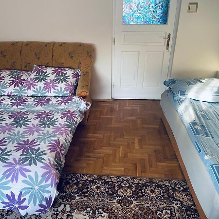 Toerpi Apartman Halmaj エクステリア 写真