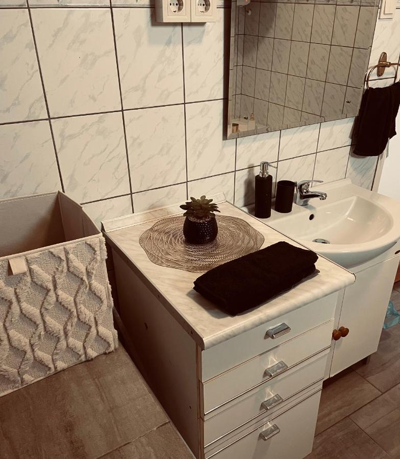 Toerpi Apartman Halmaj エクステリア 写真