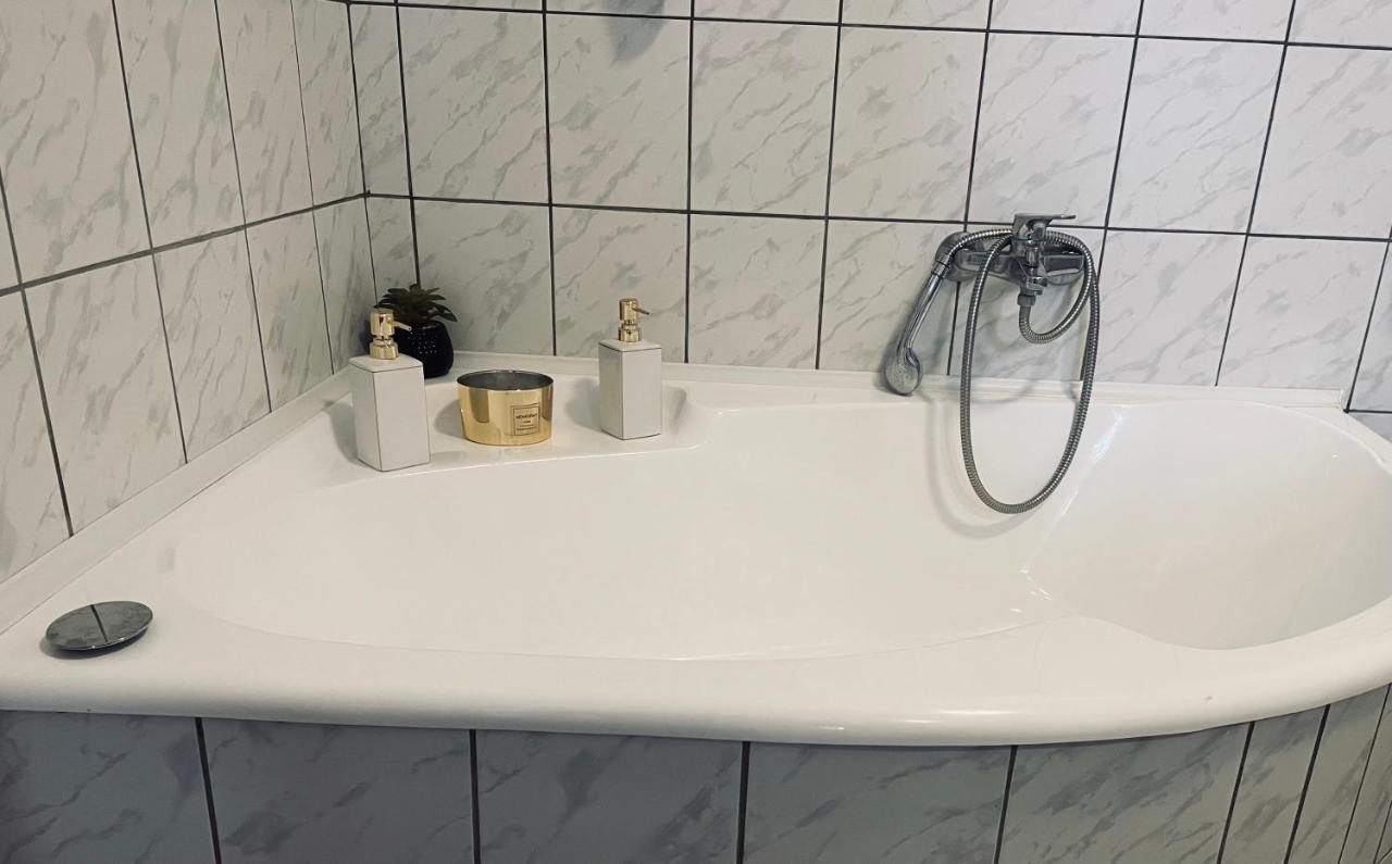 Toerpi Apartman Halmaj エクステリア 写真